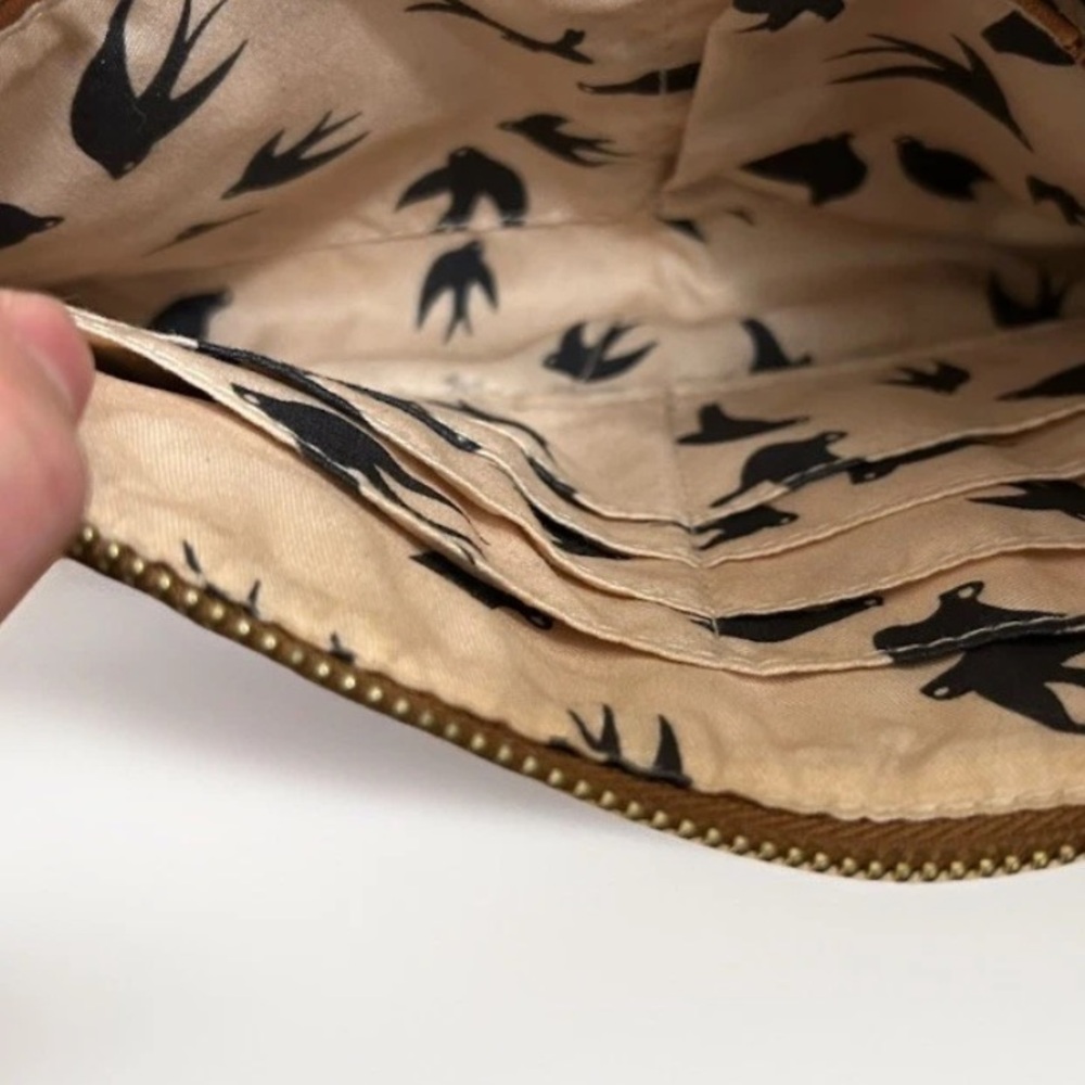 Versona Brown Faux Ostrich Croc Wristlet Clutch Tassel Zip Bag Bird Print Liner - Picture 3 of 5